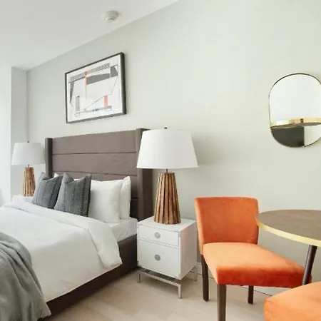 Pearl In Old Town Апартаменты